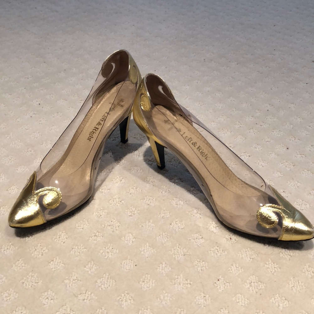 Gold and pvc pump